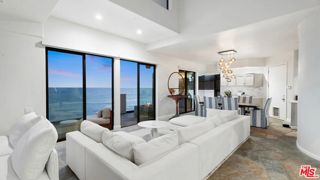 Photo of 25252 Malibu Road
