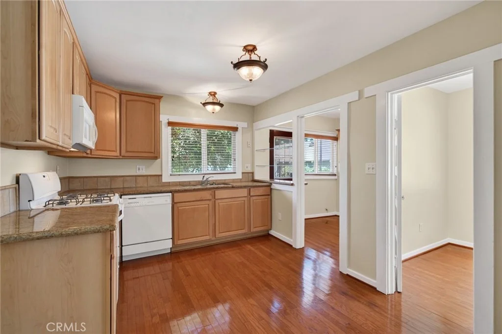 Photo of 3660 Linwood