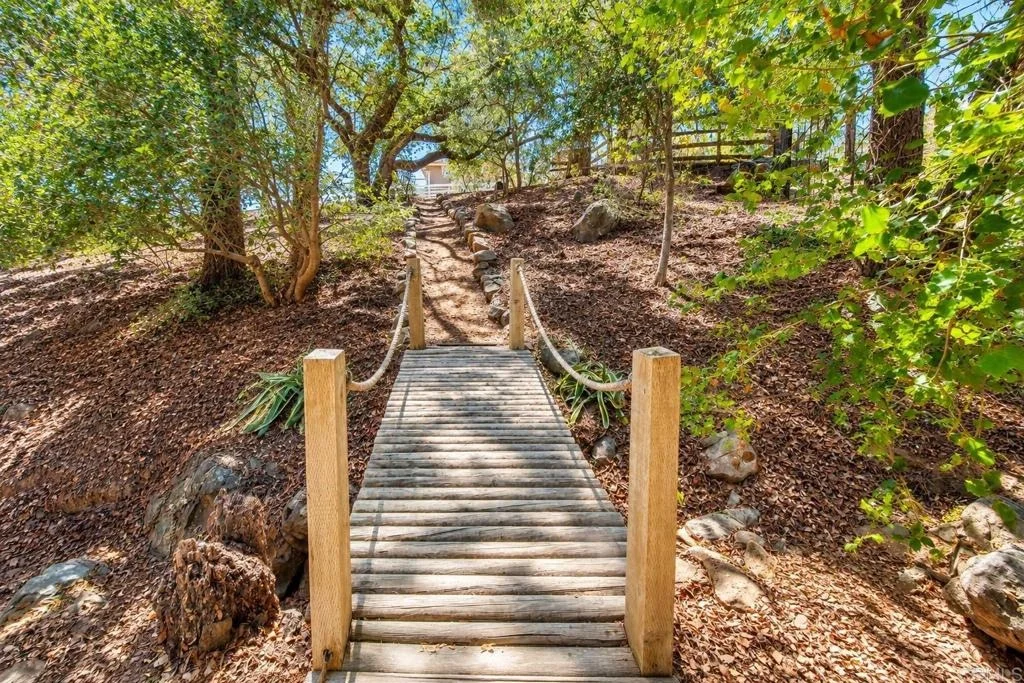 Photo of 20020 Elfin Forest Road