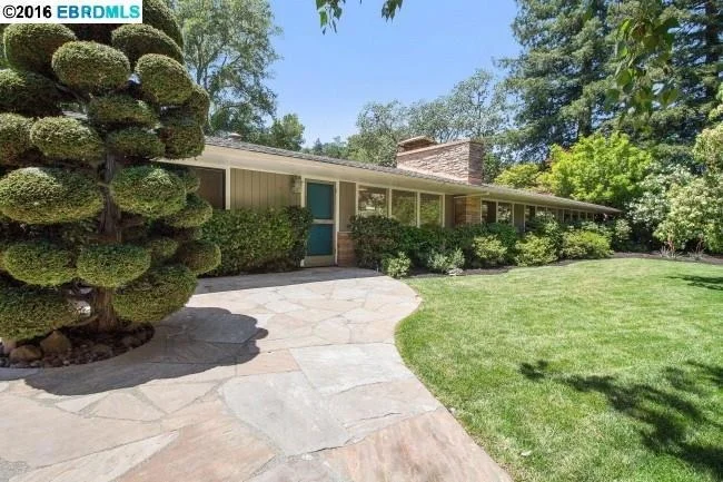 Photo of 3333 Springhill Road