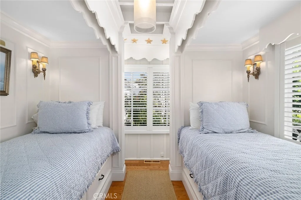 Photo of 376 Diamond