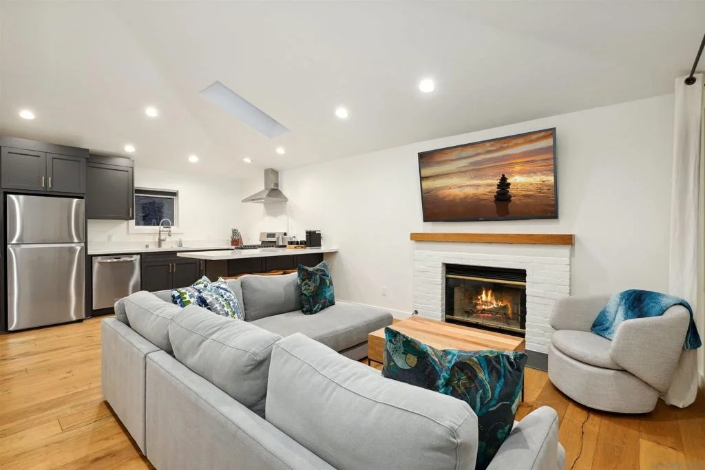 Photo of 4525 27 Conrad Drive