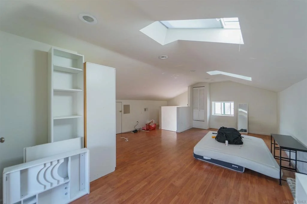 Photo of 3973 8th Ave