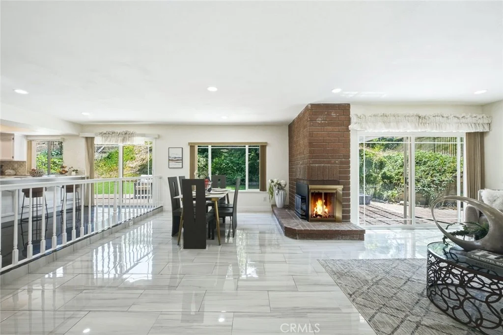 Photo of 1264 S Lemon