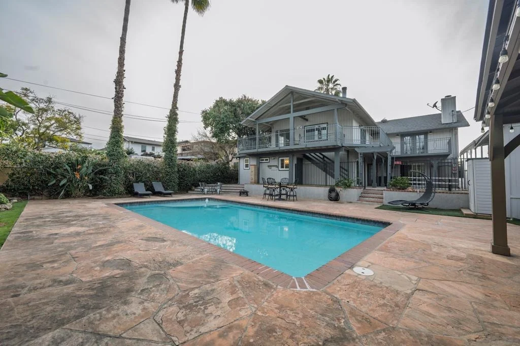 Photo of 444 Avalon Dr.