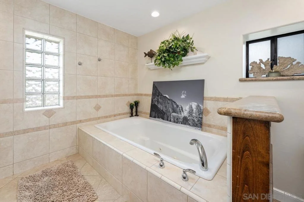 Photo of 1216 Merritt Dr