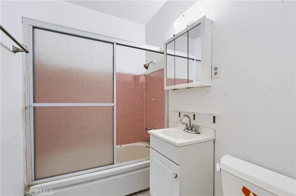 Photo of 179 E Norton