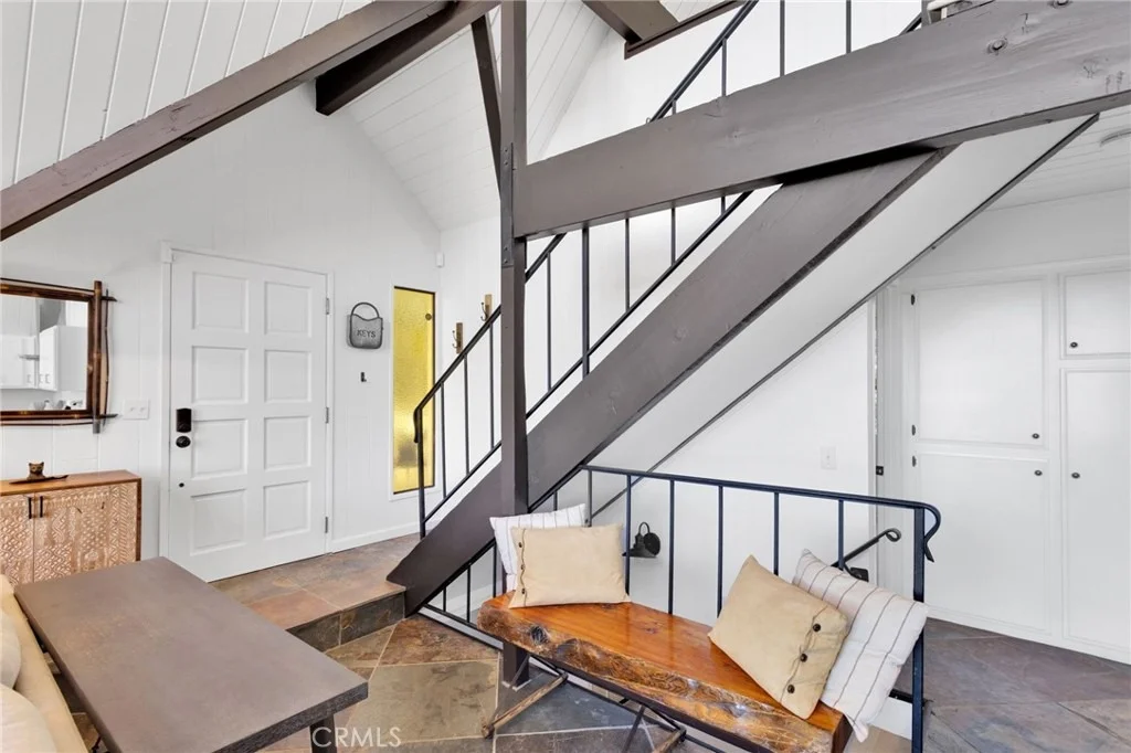 Photo of 28919 Palisades