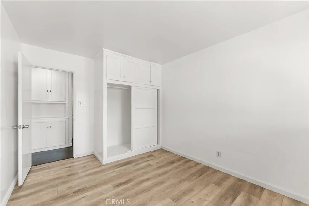 Photo of 237 W Van Koevering Street