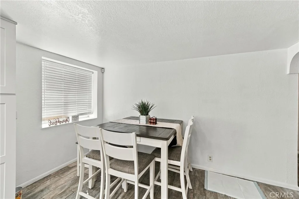 Photo of 21775 Sioux Road