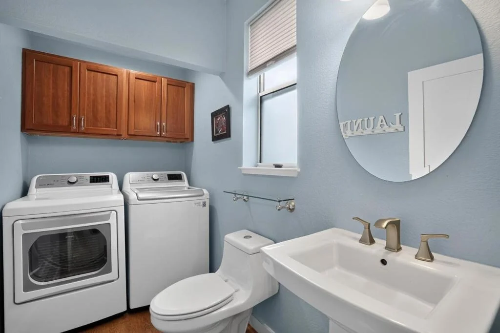 Photo of 108 Commodore Drive