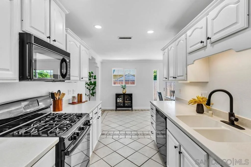 Photo of 10618 Ironwood Ave.