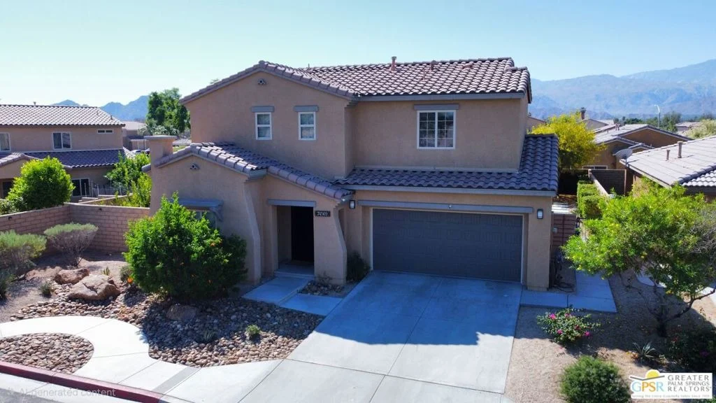 Photo of 74569 Falcon Lane