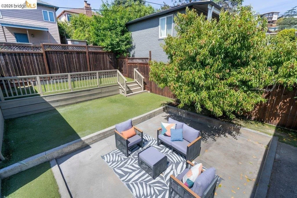 Photo of 5637 Ludwig Avenue