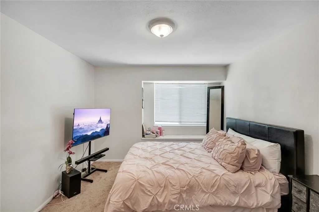 Photo of 13251 Winona