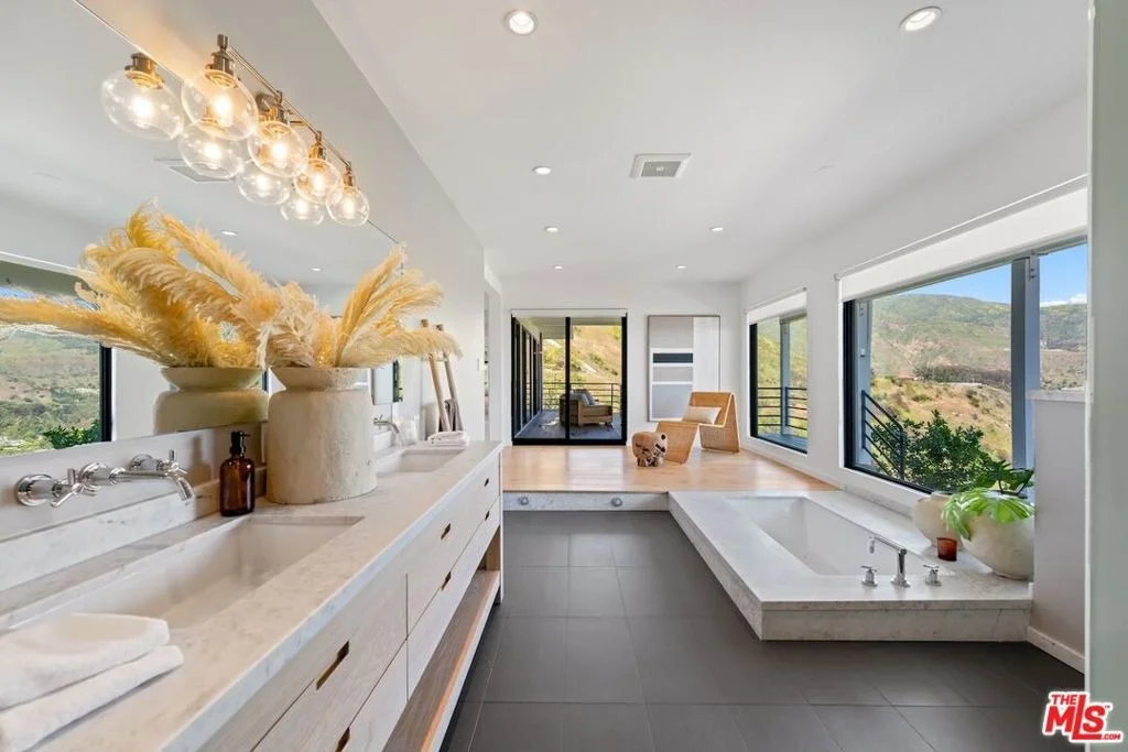 Photo of 23701 Harbor Vista Drive