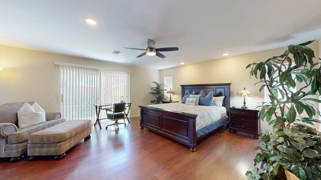Photo of 43850 Venice Drive