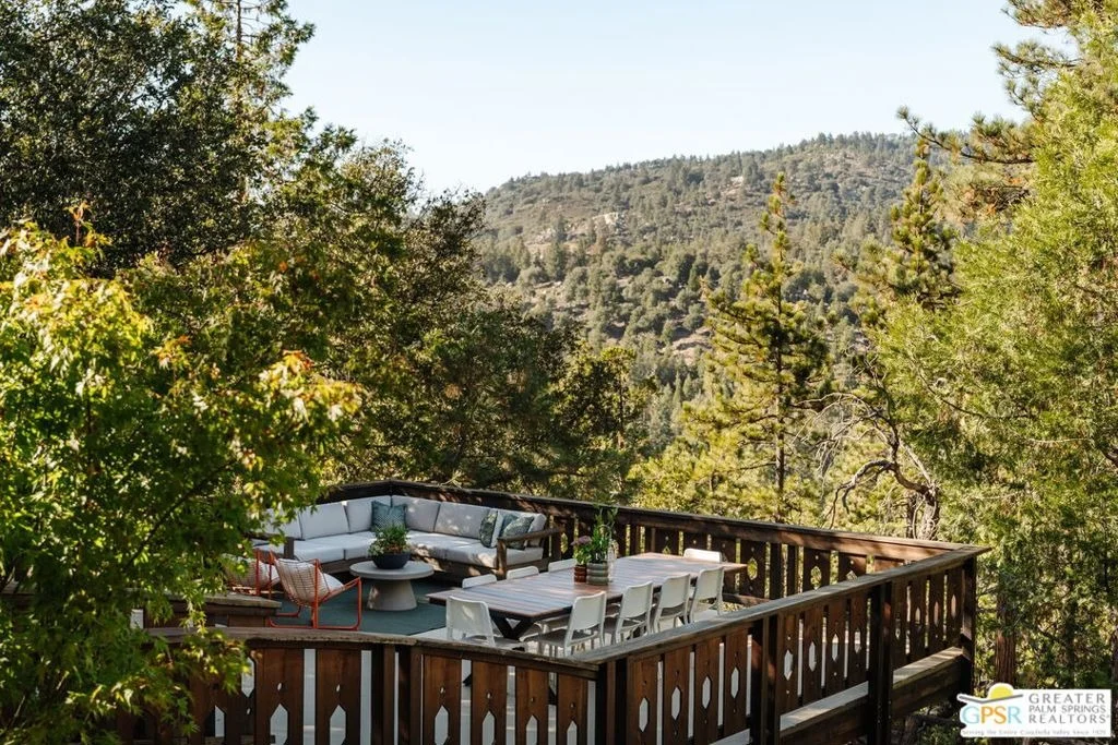 Photo of 52915 Middle Ridge Drive