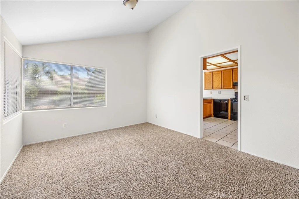 Photo of 2561 Jeffery