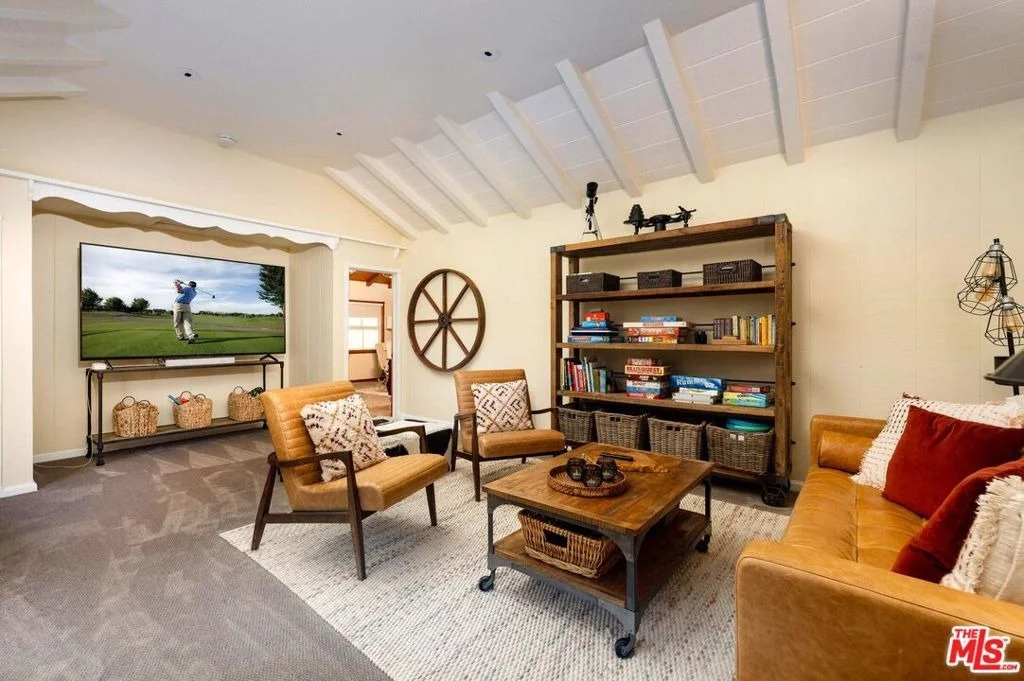 Photo of 275 La Casa Grande Circle