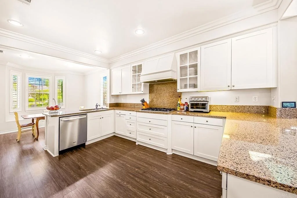 Photo of 2669 Paradise Road