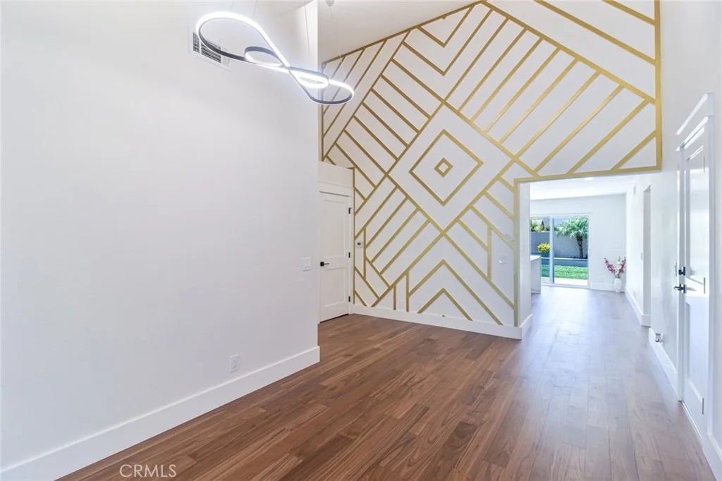 Photo of 4122 Loma