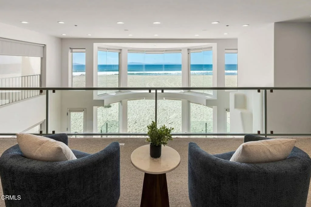 Photo of 1045 Mandalay Beach Road