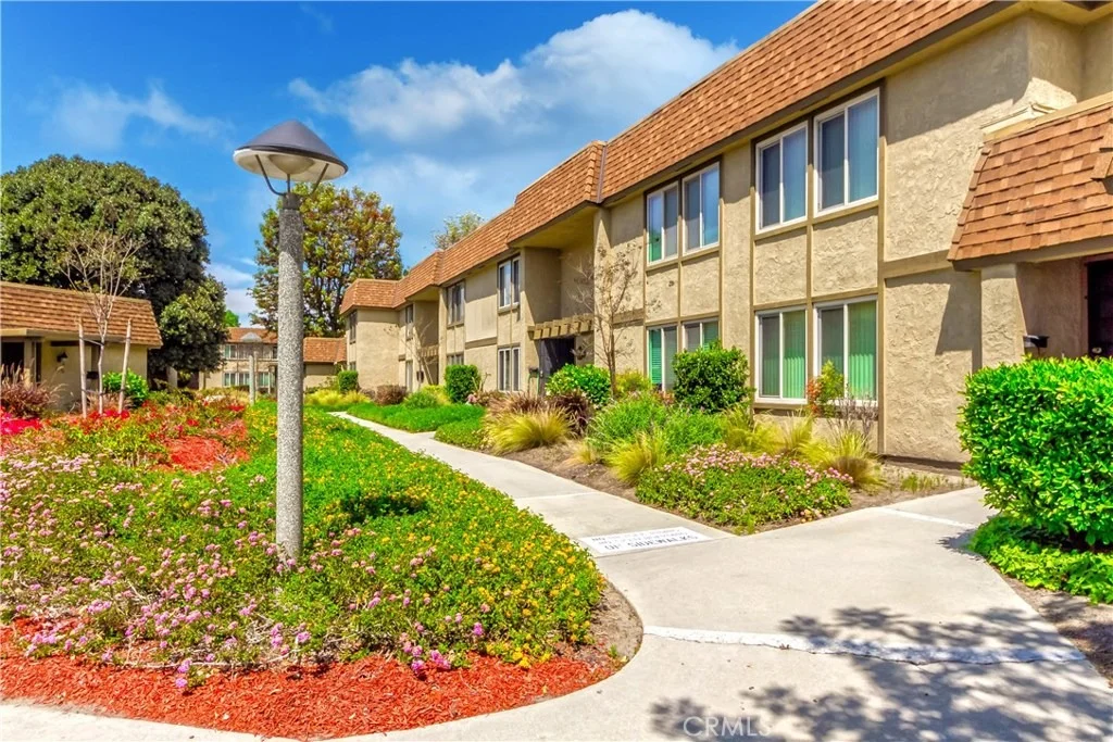 Photo of 8627 Devon Circle