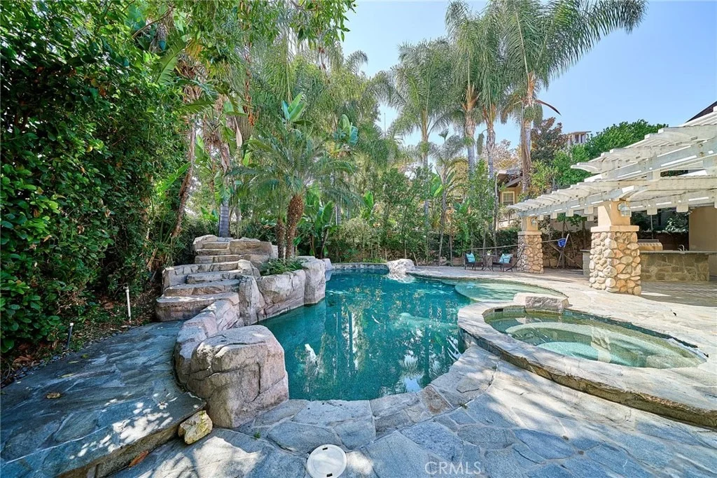 Photo of 32 Canyonwood