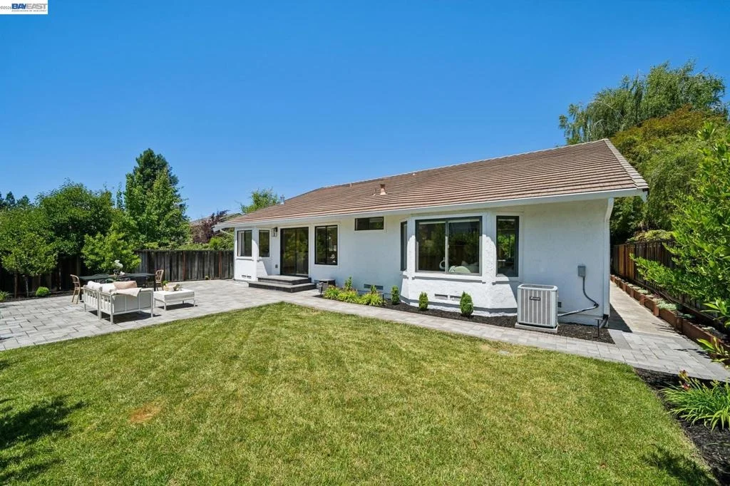 Photo of 2 Ashland Way