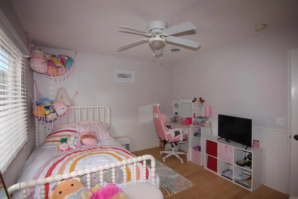 Photo of 445 Poets Square