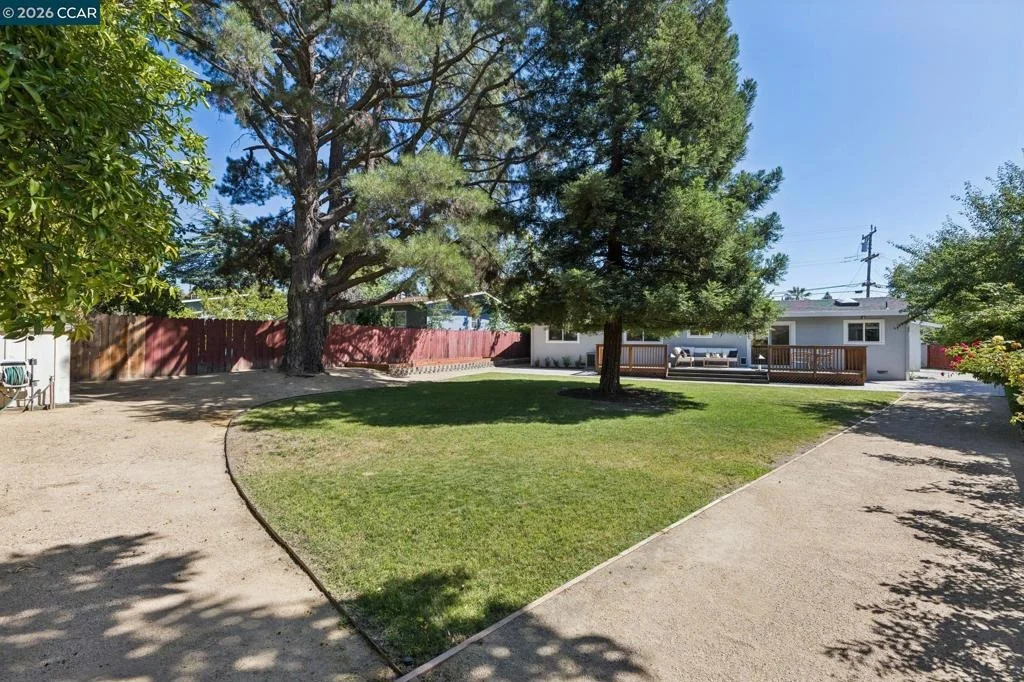 Photo of 4319 Pembroke Dr