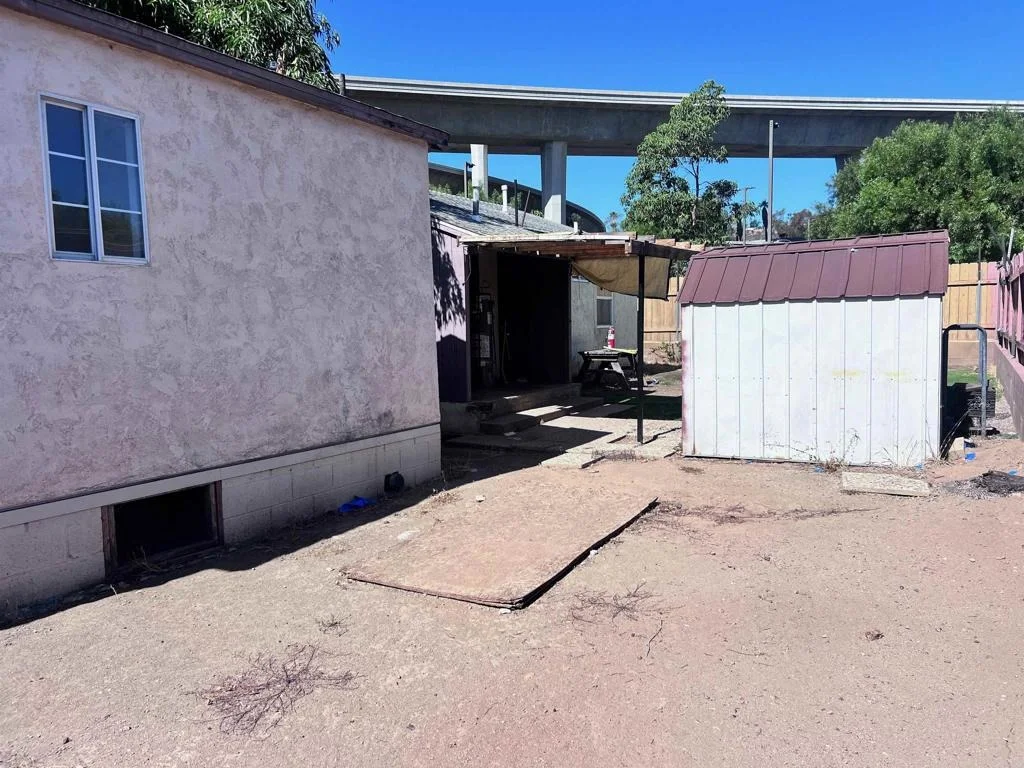 Photo of 8307 Broadway Lane