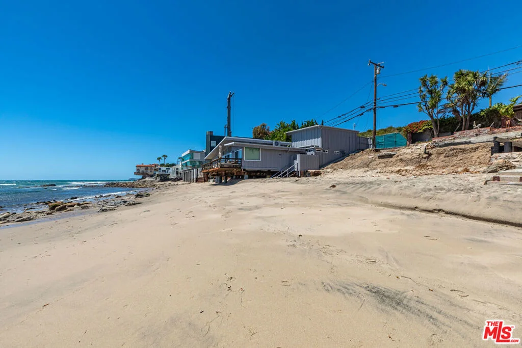 Photo of 24236 Malibu Road