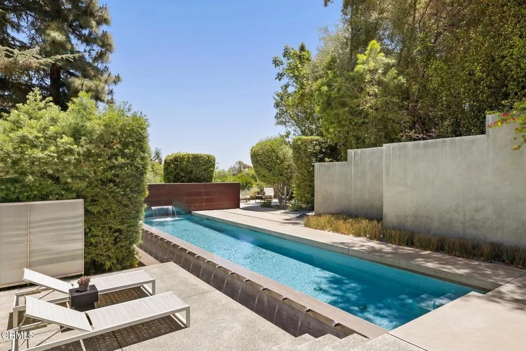 Photo of 1240 Bennett Drive