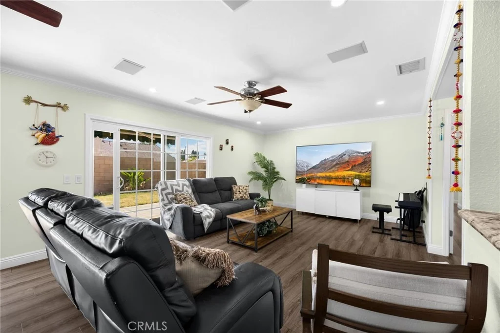 Photo of 1545 La Salle Circle