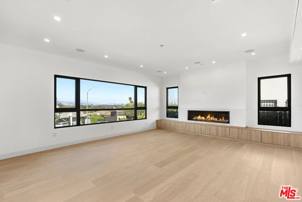 Photo of 5280 Sanchez Drive