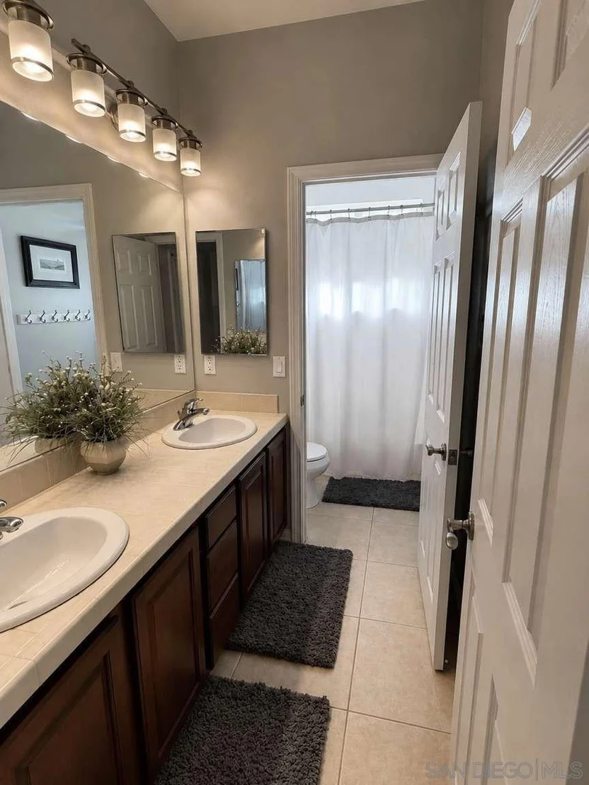 Photo of 2327 Clearcrest LN