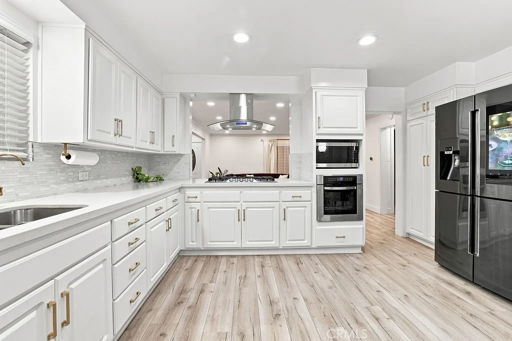 Photo of 6951 Bellclaire