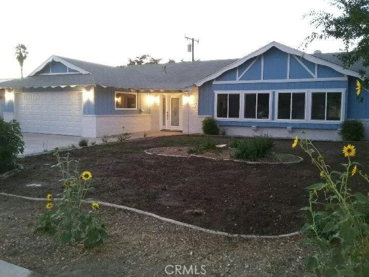Photo of 40864 Johnston Avenue