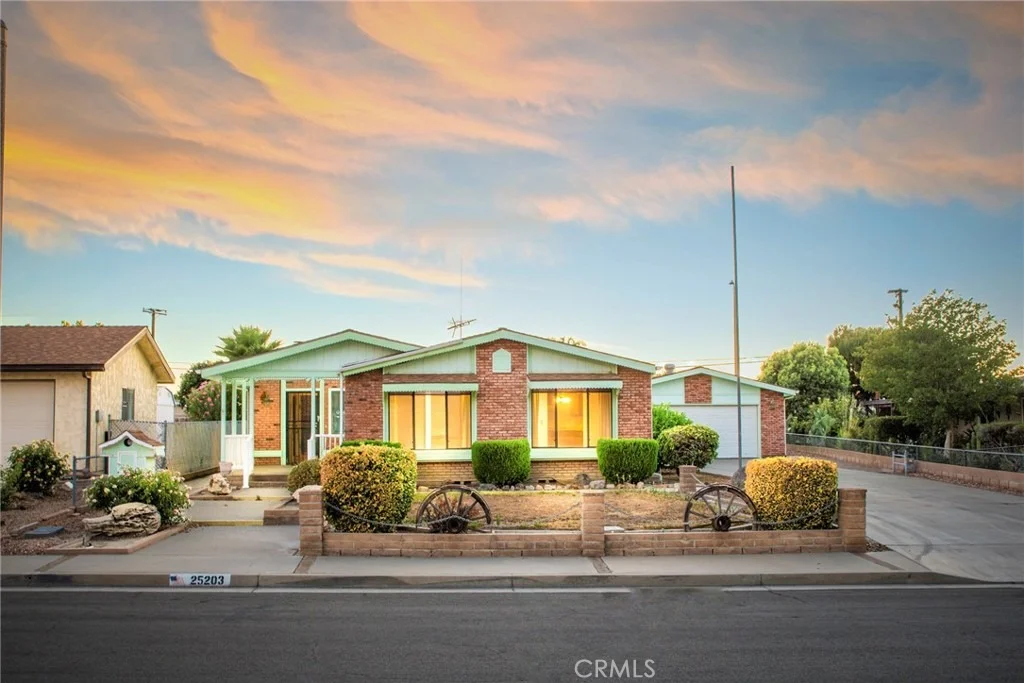 Photo of 25203 W Posey Drive