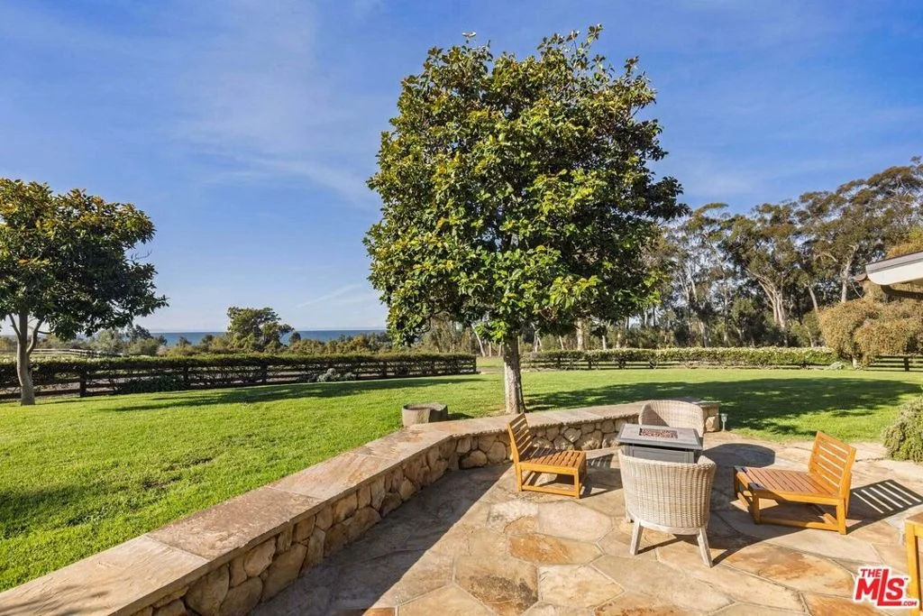 Photo of 275 La Casa Grande Circle