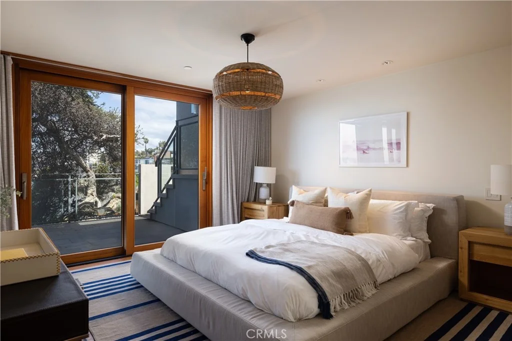 Photo of 1901 Ocean Way
