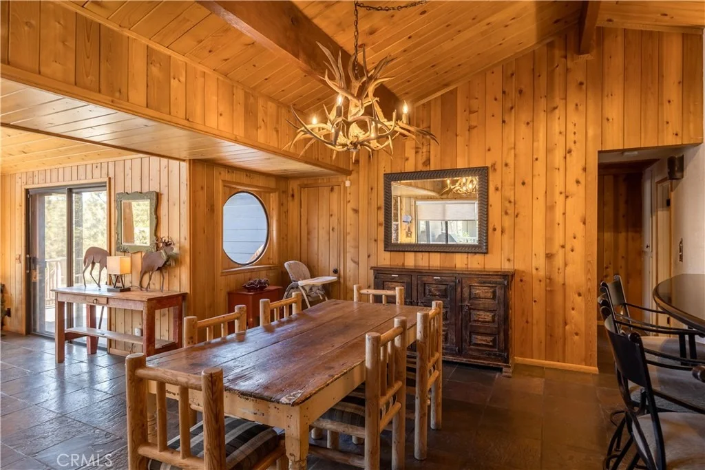 Photo of 43939 Yosemite Drive