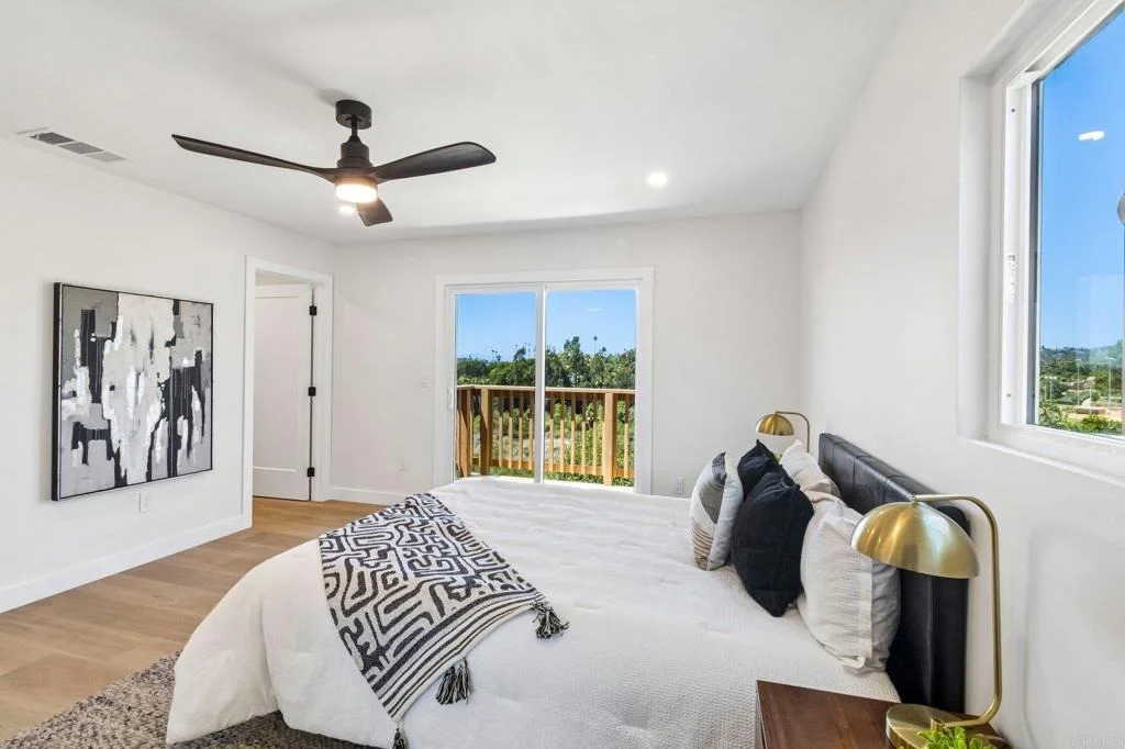 Photo of 221 Colina