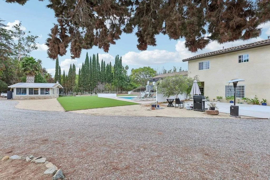 Photo of 519 Meadowmist Court