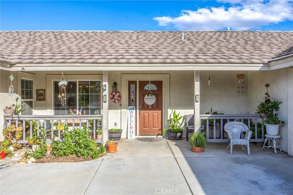 Photo of 13997 Riverside