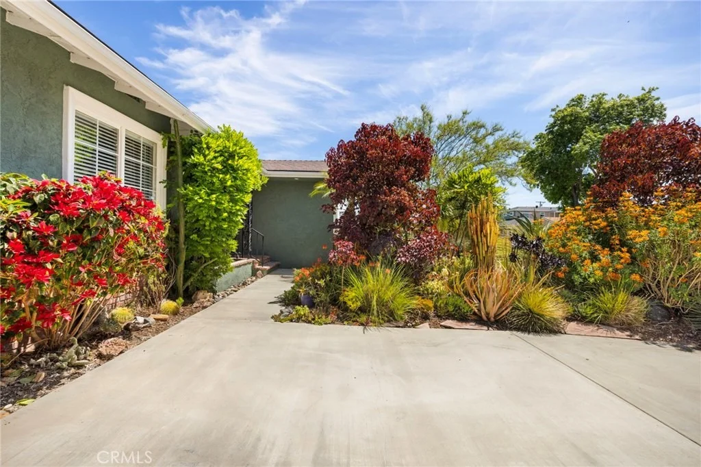 Photo of 5139 E Lanai Street