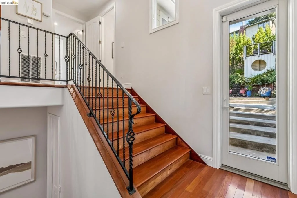 Photo of 1109 Sterling Ave