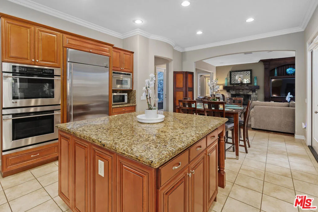 Photo of 22359 Foxhall Drive